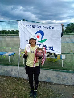 女子準優勝