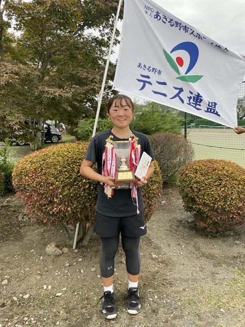 女子優勝