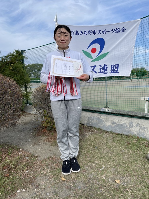 女子第三位