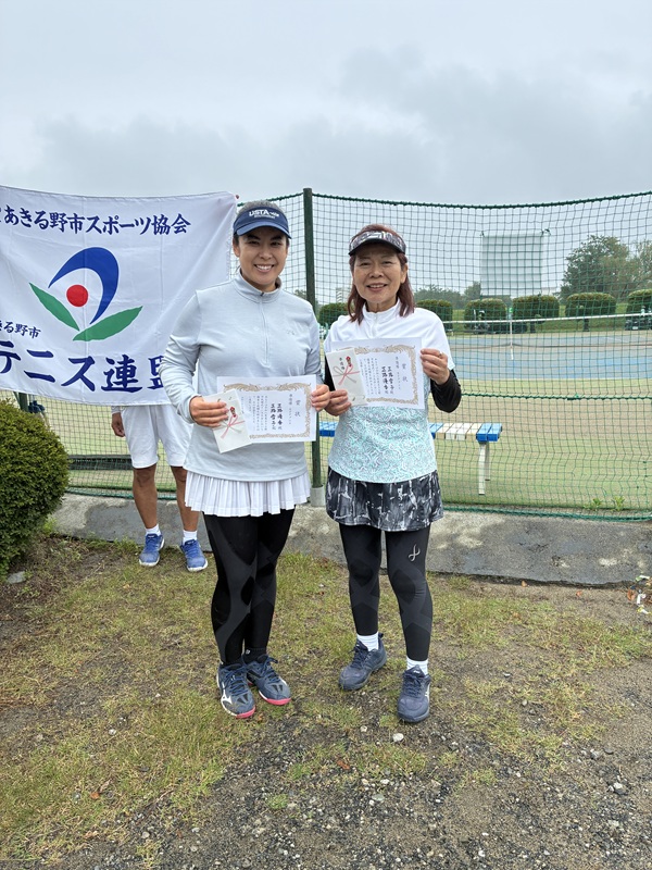 女子準優勝
